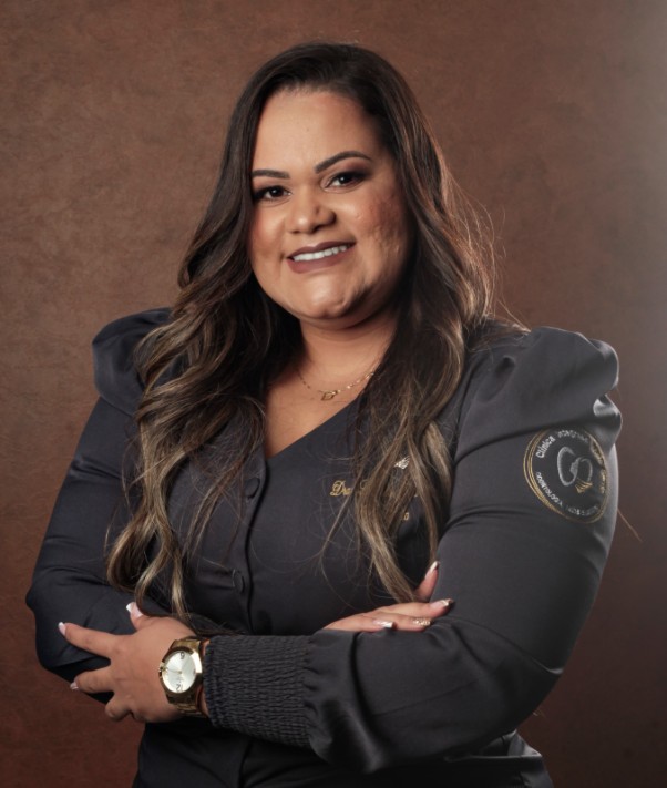 Dra. Larissa Rodrigues